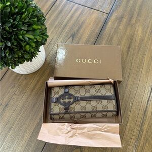 Gucci Beige and Brown Monogram Wallet